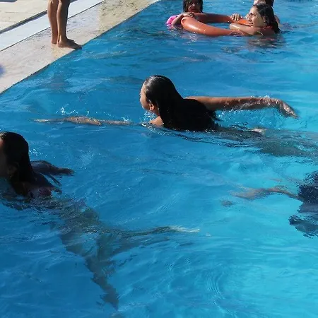 מלון Wa Farm & 3*