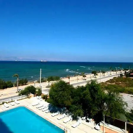 Wa Farm & מלון Çeşme