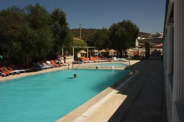 Wa Farm & מלון Çeşme