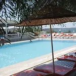 Hotel Wa Farm & 3*