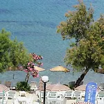 Hotel Wa Farm & 3*