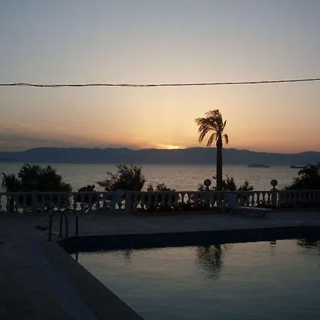 Hotel Farm 3*
