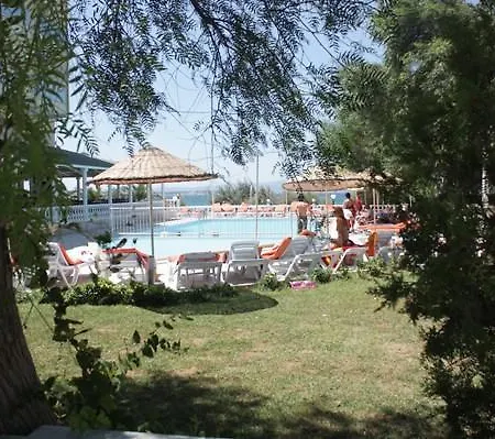 Hotel Farm 3*