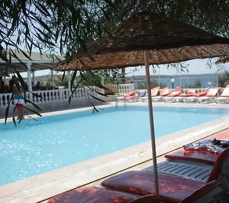 Hotel Wa Farm & 4*