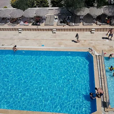 Farm Çeşme